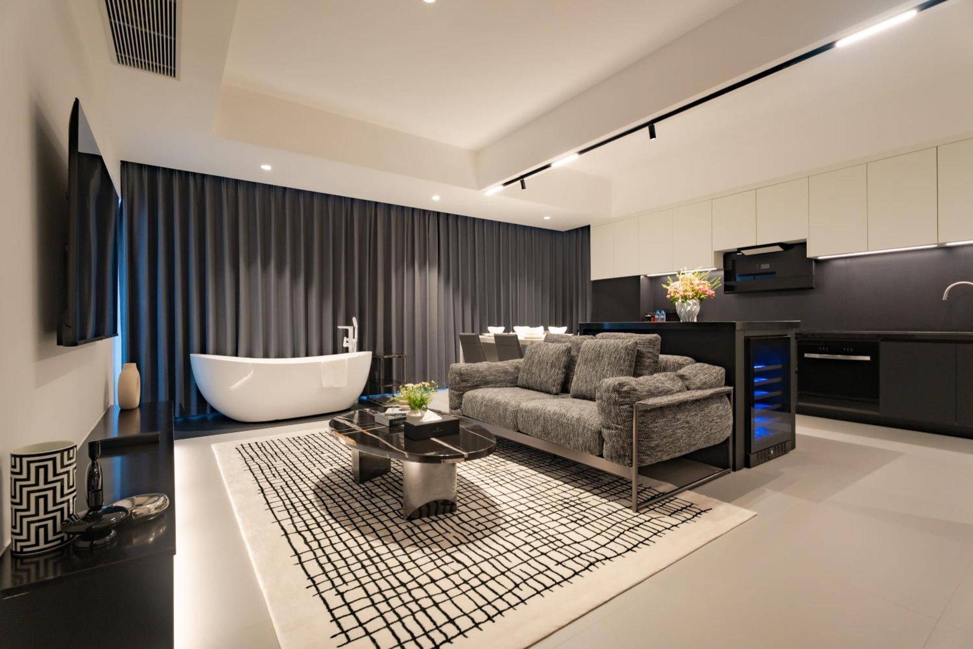 One Riviera Hotel And Residences Ban Souanmone Екстер'єр фото