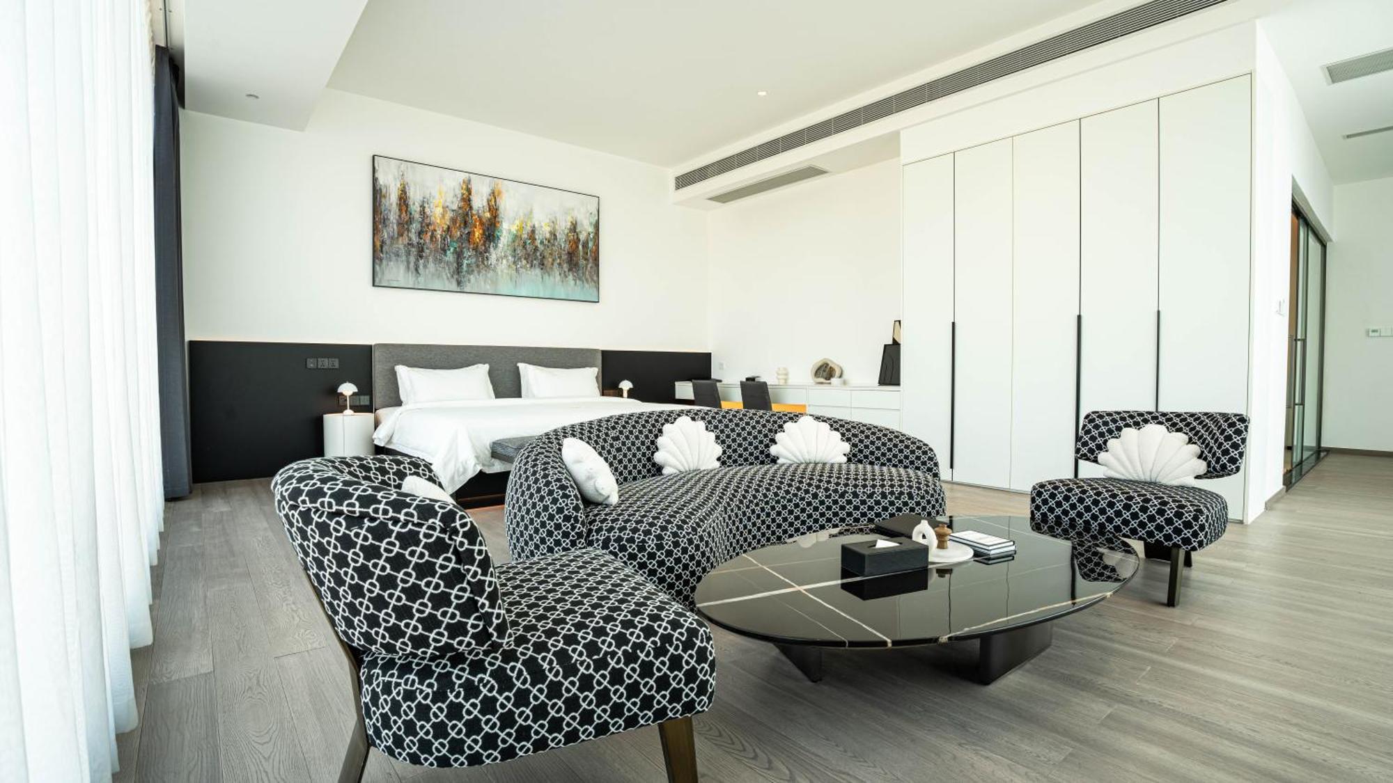 One Riviera Hotel And Residences Ban Souanmone Екстер'єр фото